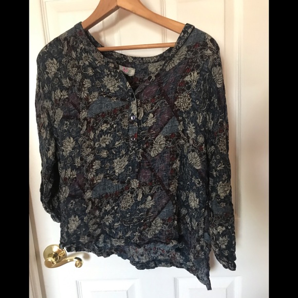 Ecote Tops - ecote | Floral Bohemian Top